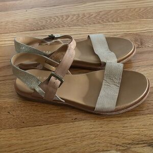 Kork-Ease Brown & gold Sandals. Size 8. Never worn.